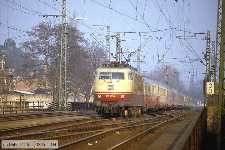 Deutsche Bundesbahn - 103103-8
/ Bild: db1031038_st004199.jpg