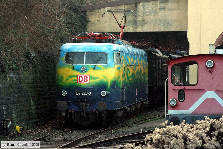 Deutsche Bahn - 103220-0
/ Bild: db1032200_bk0901020033.jpg