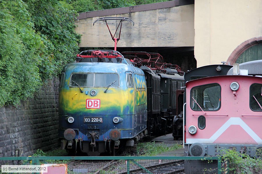 Deutsche Bahn - 103220-0
/ Bild: db1032200_bk1205150063.jpg