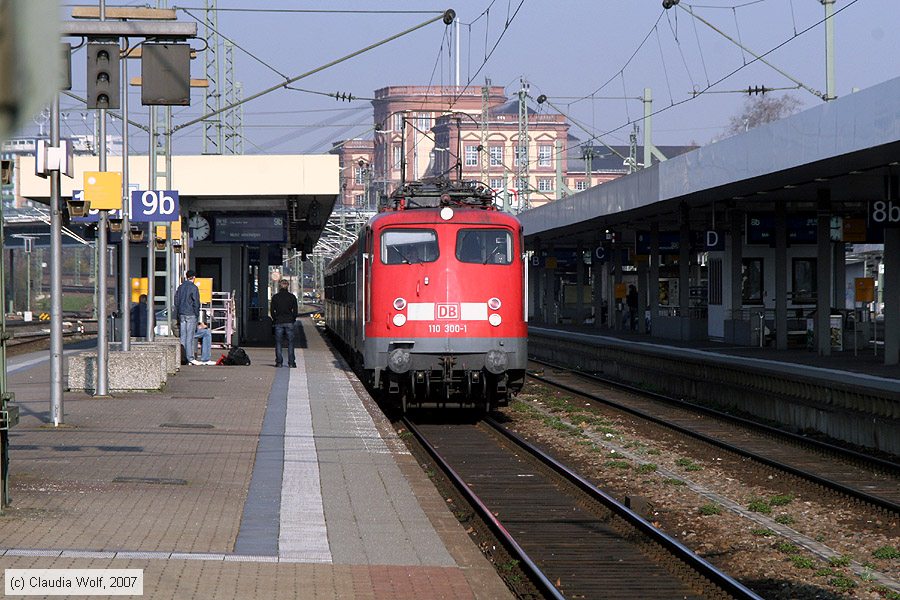 Deutsche Bahn - 110300-1
/ Bild: db1103001_cw0703150011.jpg