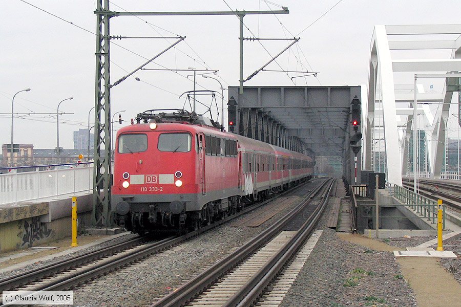 Deutsche Bahn - 110333-2
/ Bild: db1103332_cw006170.jpg Deutsche Bahn - 110333-2
/ Bild: db1103332_cw006170.jpg