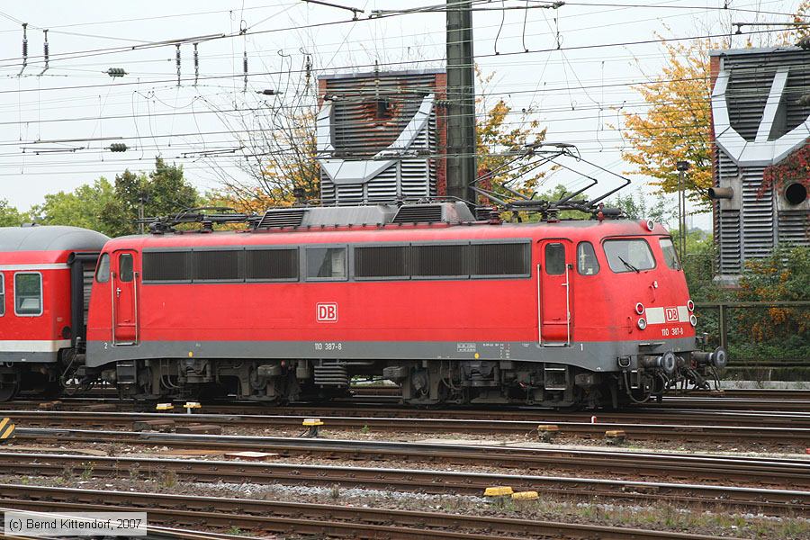 Deutsche Bahn - 110387-8
/ Bild: db1103878_bk0710030218.jpg Deutsche Bahn - 110387-8
/ Bild: db1103878_bk0710030218.jpg