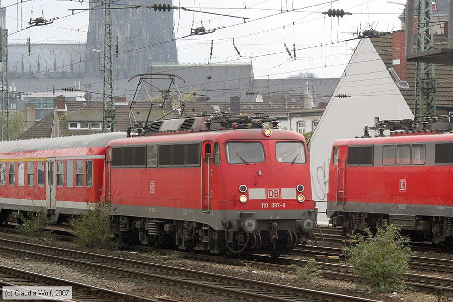 Deutsche Bahn - 110387-8
/ Bild: db1103878_cw0710030080.jpg Deutsche Bahn - 110387-8
/ Bild: db1103878_cw0710030080.jpg