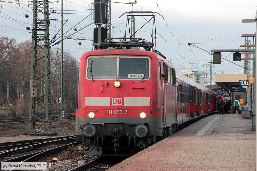 Deutsche Bahn - 111033-7
/ Bild: db1110337_bk1212280027.jpg