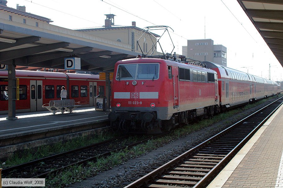 Deutsche Bahn - 111023-8
/ Bild: db1110238_cw0805110047.jpg