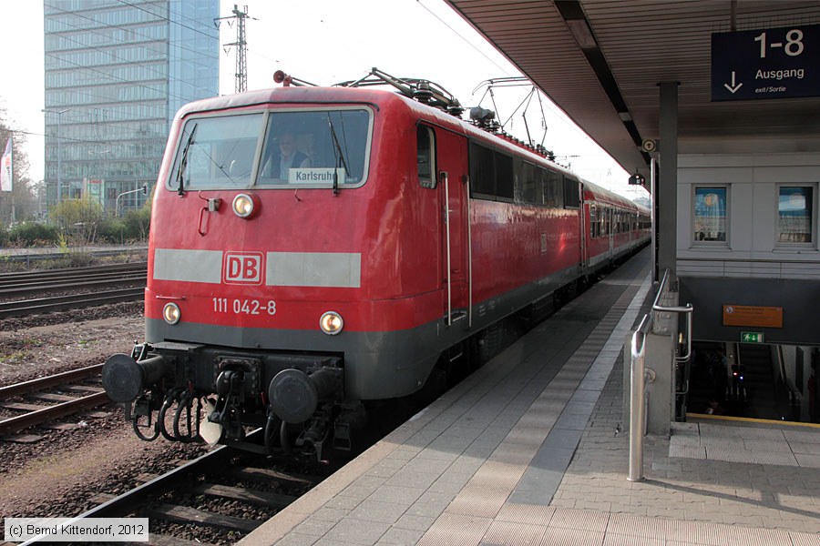 Deutsche Bahn - 111042-8
/ Bild: db1110428_bk1203270001.jpg