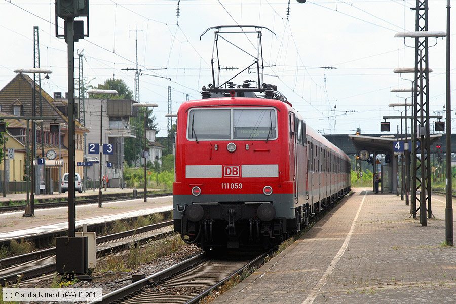Deutsche Bahn - 111 059
/ Bild: db111059_cw1107060035.jpg