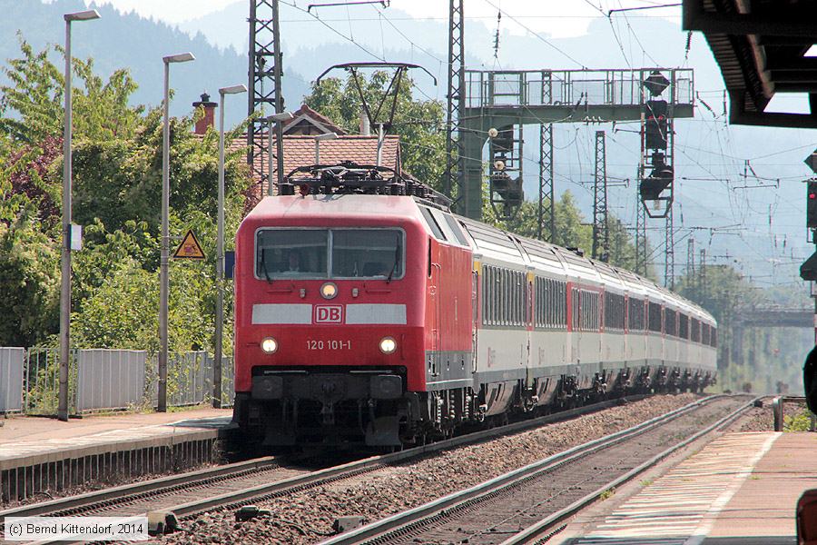 Deutsche Bahn - 120101-1
/ Bild: db1201011_bk1408010310.jpg