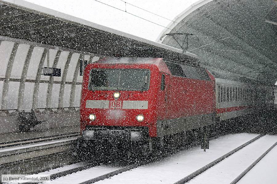 Deutsche Bahn - 120103-7
/ Bild: db1201037_bk0603030025.jpg