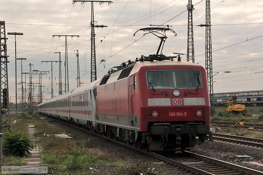 Deutsche Bahn - 120104-5
/ Bild: db1201045_bk1410260071.jpg