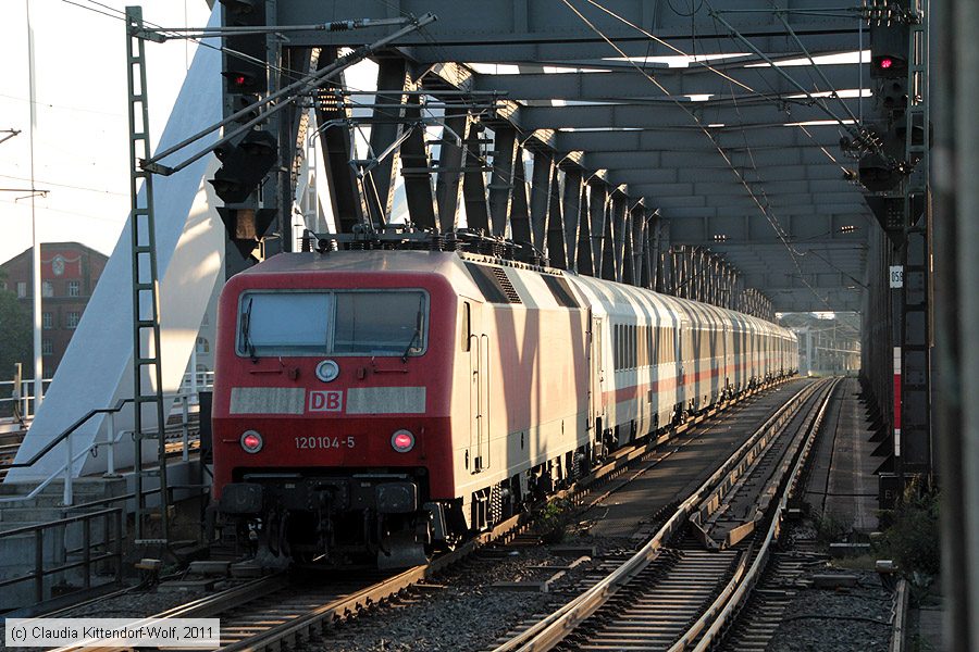Deutsche Bahn - 120104-5
/ Bild: db1201045_cw1109270225.jpg