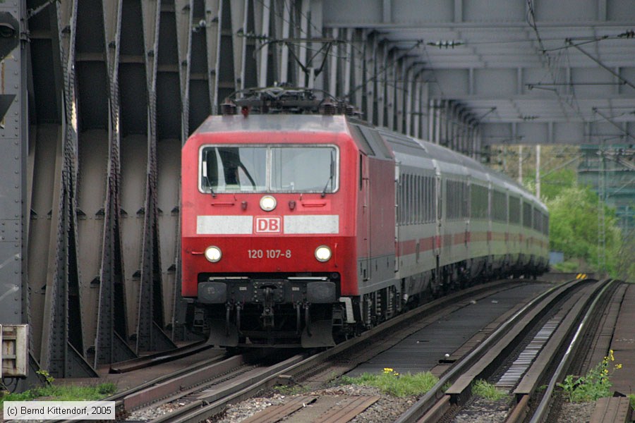 Deutsche Bahn - 120107-8
/ Bild: db1201078_e0016616.jpg