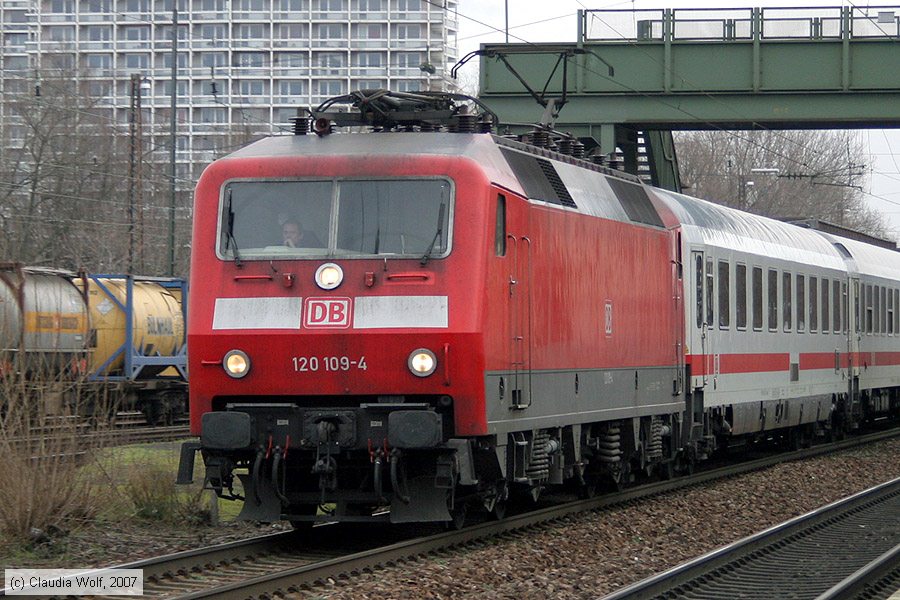 Deutsche Bahn - 120109-4
/ Bild: db1201094_cw0701120004.jpg