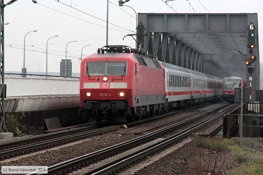 Deutsche Bahn - 120110-2
/ Bild: db1201102_bk1512100024.jpg