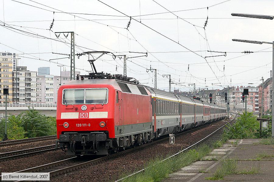 Deutsche Bahn - 120111-0
/ Bild: db1201110_bk0710130011.jpg Deutsche Bahn - 120111-0
/ Bild: db1201110_bk0710130011.jpg