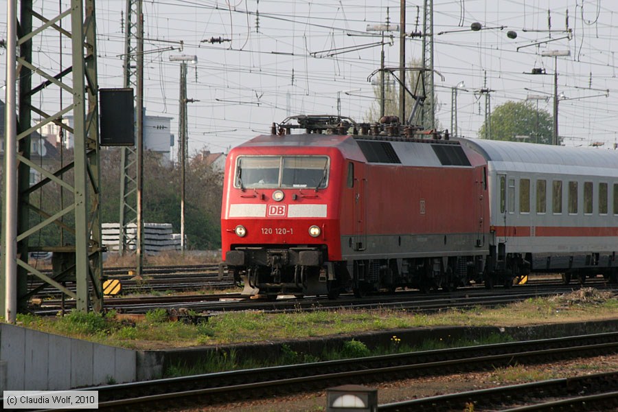 Deutsche Bahn - 120120-1
/ Bild: db1201201_cw1004190030.jpg