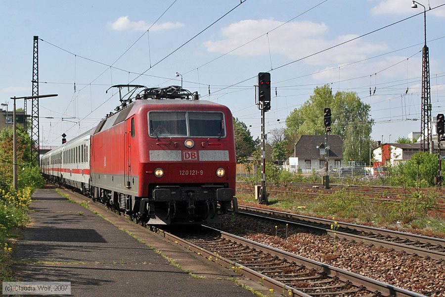 Deutsche Bahn - 120121-9
/ Bild: db1201219_cw0704200015.jpg