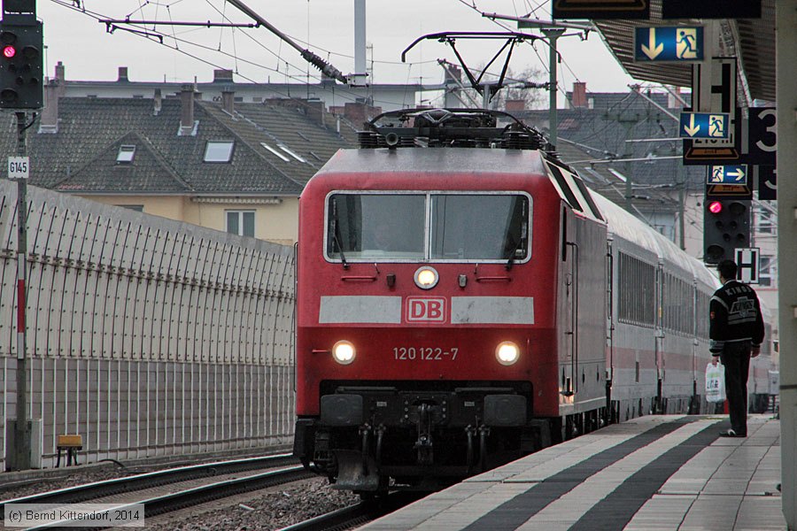 Deutsche Bahn - 120122-7
/ Bild: db1201227_bk1401160020.jpg