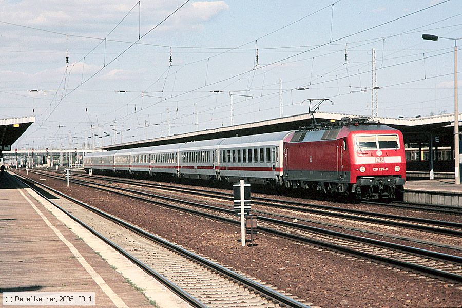 Deutsche Bahn - 120125-0
/ Bild: db1201250_dk145333.jpg