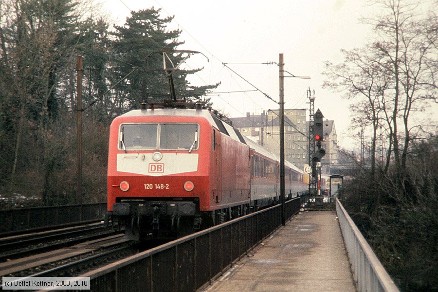 Deutsche Bahn - 120148-2
/ Bild: db1201482_dk131512.jpg