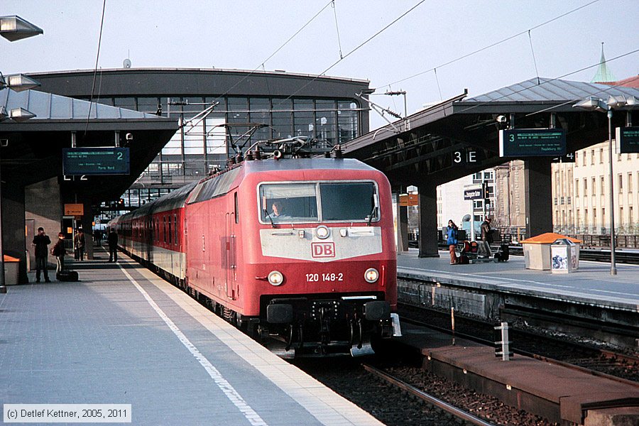 Deutsche Bahn - 120148-2
/ Bild: db1201482_dk145307.jpg