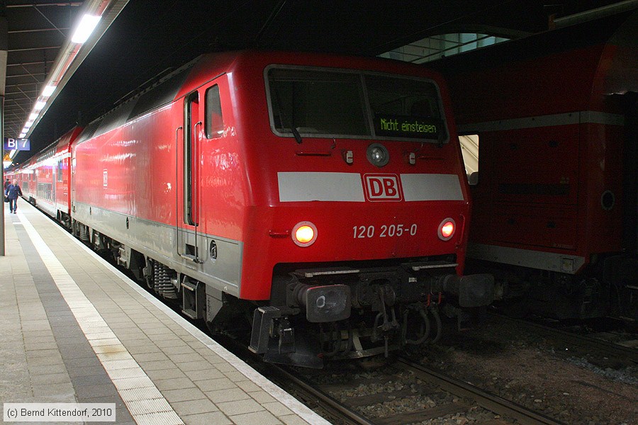 Deutsche Bahn - 120205-0
/ Bild: db1202050_bk1003190426.jpg