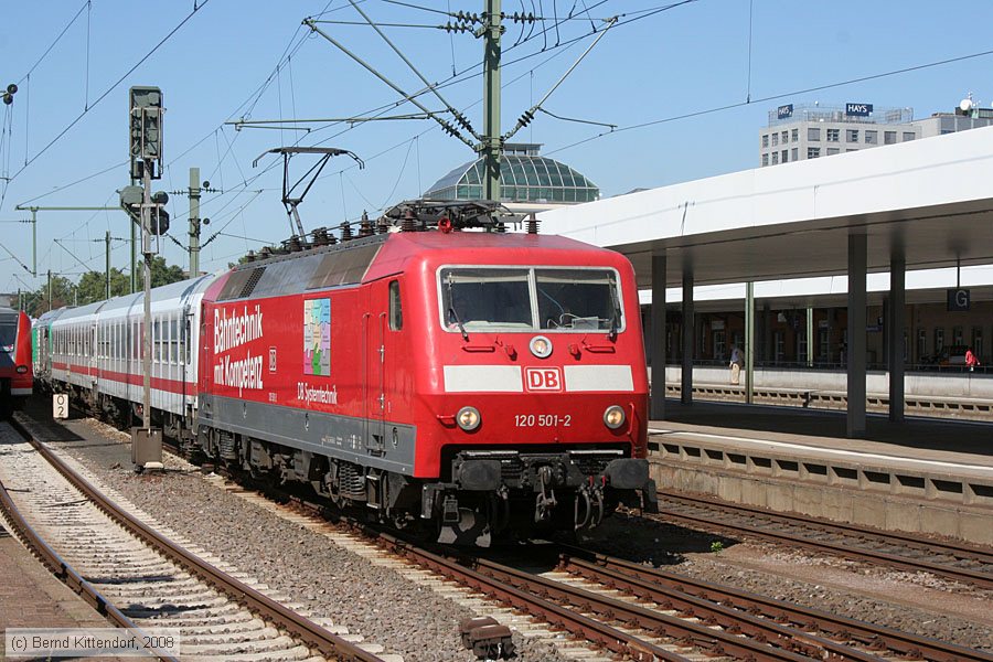 Deutsche Bahn - 120501-2
/ Bild: db1205012_bk0809090035.jpg