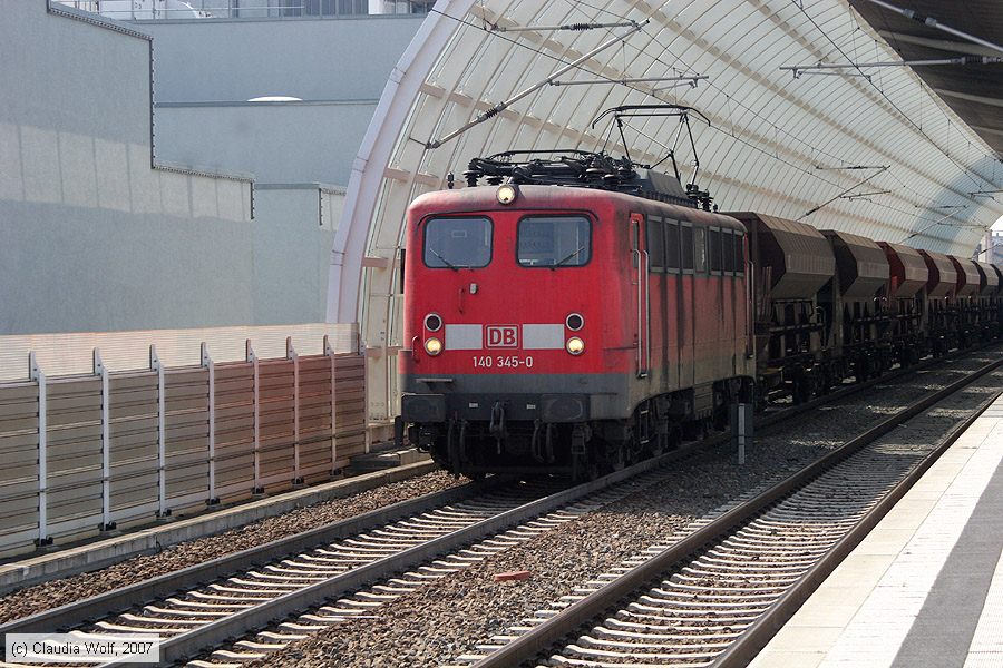Deutsche Bahn - 140345-0
/ Bild: db1403450_cw0704020017.jpg