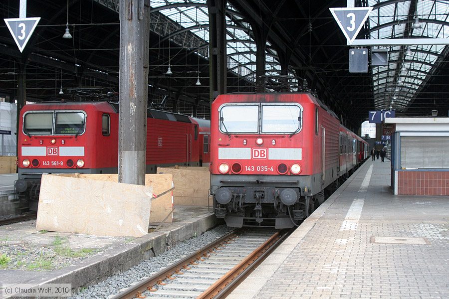 Deutsche Bahn - 143035-4
/ Bild: db1430354_cw1005120008.jpg Deutsche Bahn - 143035-4
/ Bild: db1430354_cw1005120008.jpg