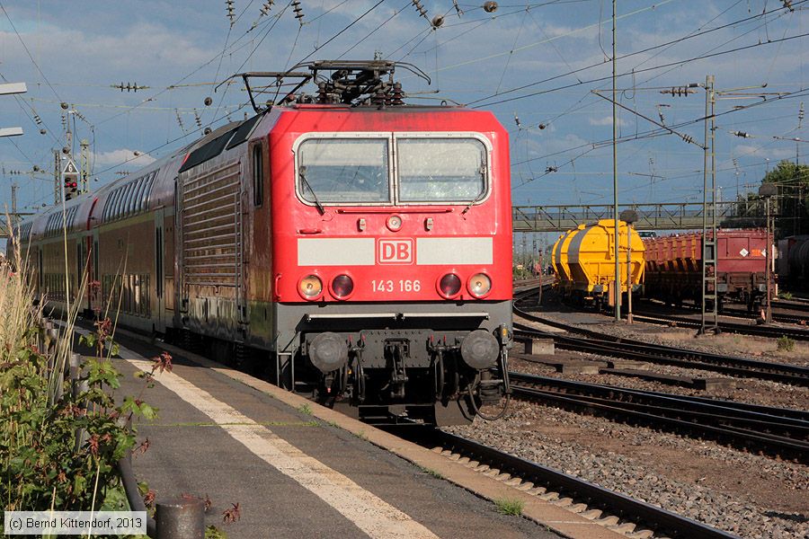 Deutsche Bahn - 143 166
/ Bild: db143166_bk1306210144.jpg Deutsche Bahn - 143 166
/ Bild: db143166_bk1306210144.jpg