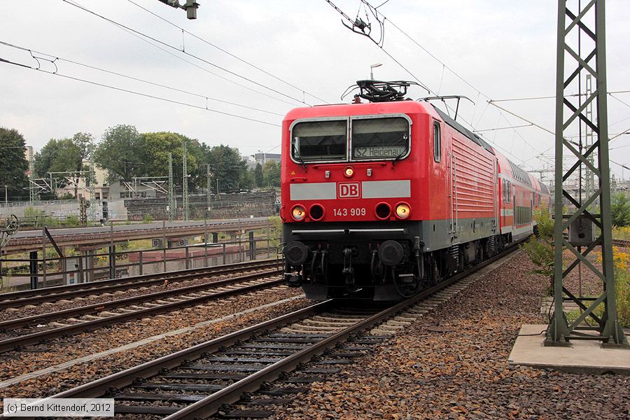 Deutsche Bahn - 143 909
/ Bild: db143909_bk1208170026.jpg