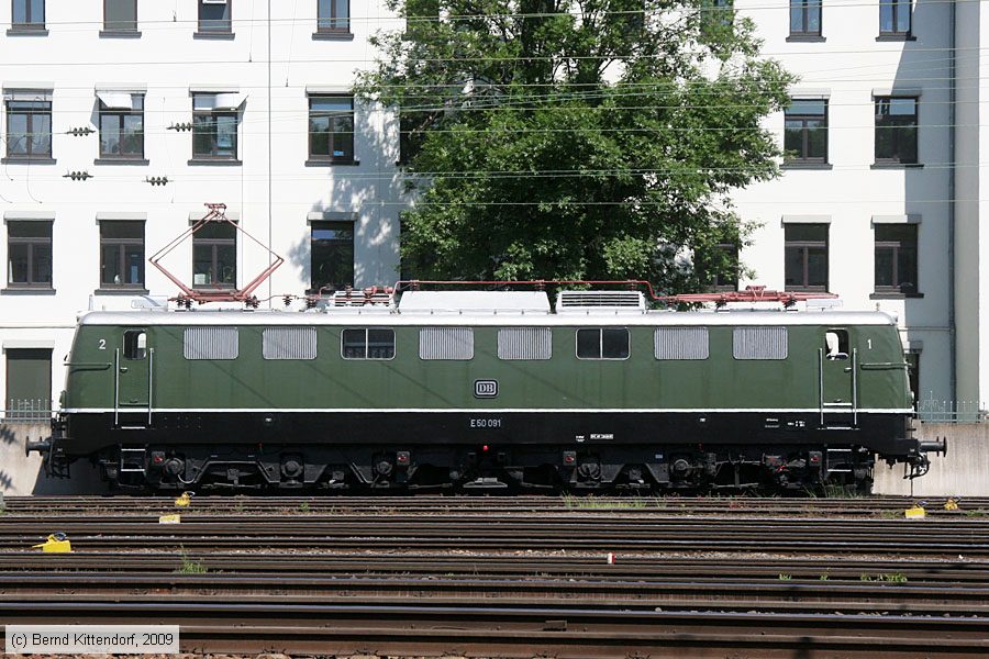 Deutsche Bahn - E50 091
/ Bild: dbe50091_bk0905230266.jpg