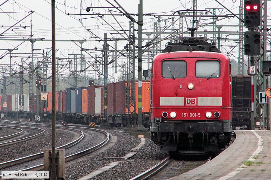 Deutsche Bahn - 151001-5
/ Bild: db1510015_bk1410150056.jpg Deutsche Bahn - 151001-5
/ Bild: db1510015_bk1410150056.jpg