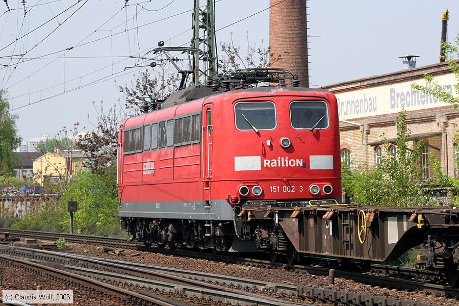 Deutsche Bahn - 151002-3
/ Bild: db1510023_cw0605030014.jpg