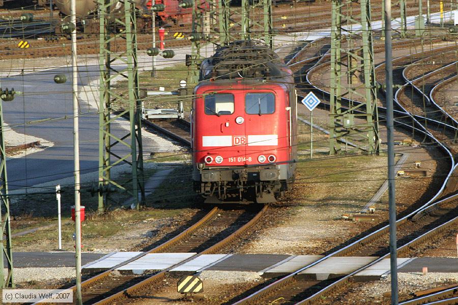 Deutsche Bahn - 151014-8
/ Bild: db1510148_cw0703110140.jpg