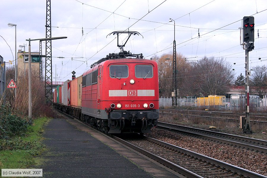 Deutsche Bahn - 151035-3
/ Bild: db1510353_cw0701110008.jpg