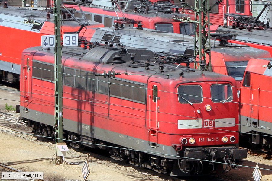 Deutsche Bahn - 151044-5
/ Bild: db1510445_cw0604290031.jpg
