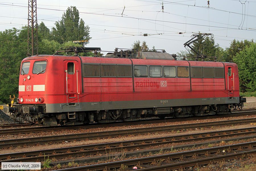 Deutsche Bahn - 151042-9
/ Bild: db1510429_cw0906300039.jpg