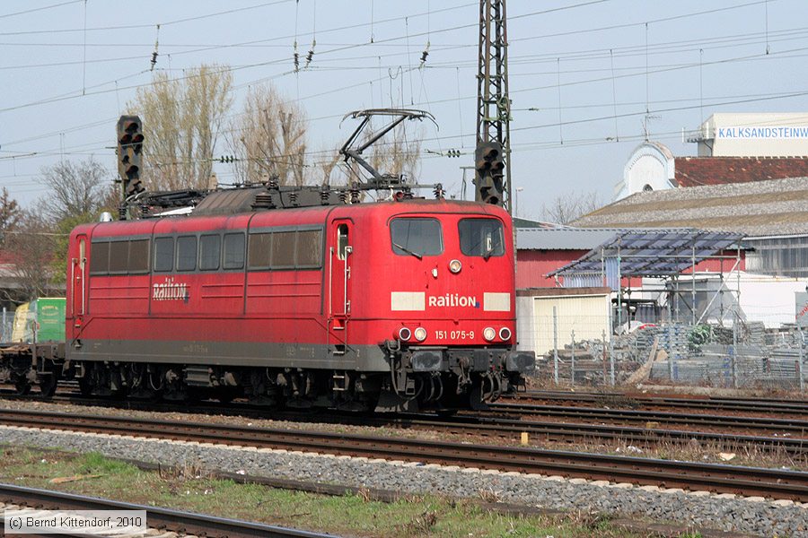 Deutsche Bahn - 151075-9
/ Bild: db1510759_bk1004090006.jpg