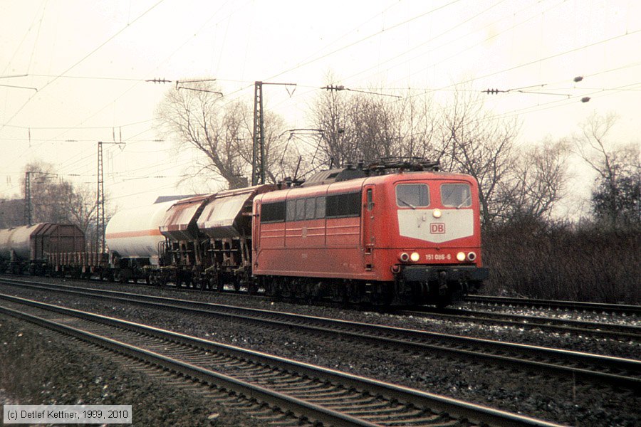 Deutsche Bahn - 151086-6
/ Bild: db1510866_dk131502.jpg