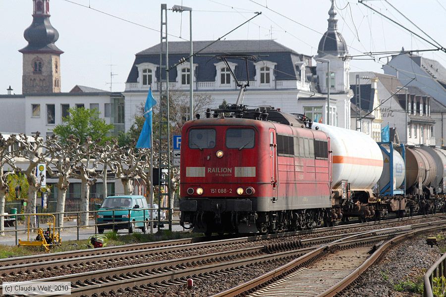 Deutsche Bahn - 151088-2
/ Bild: db1510882_cw1004220017.jpg Deutsche Bahn - 151088-2
/ Bild: db1510882_cw1004220017.jpg