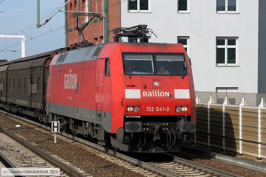 Deutsche Bahn - 152041-0
/ Bild: db1520410_cw1006100005.jpg Deutsche Bahn - 152041-0
/ Bild: db1520410_cw1006100005.jpg