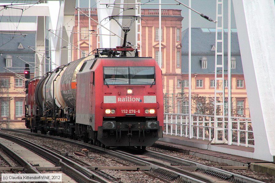 Deutsche Bahn - 152076-6
/ Bild: db1520766_cw1212180002.jpg