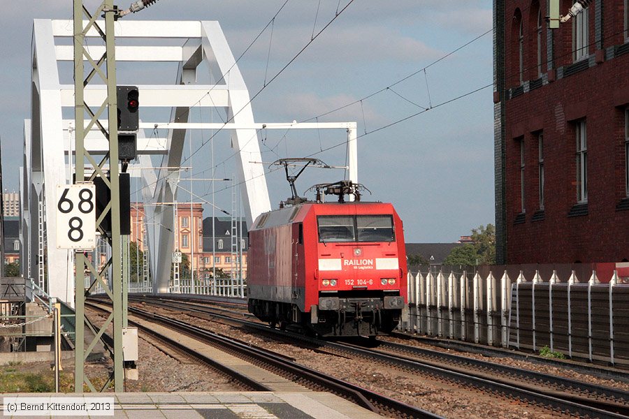 Deutsche Bahn - 152104-6
/ Bild: db1521046_bk1309230038.jpg