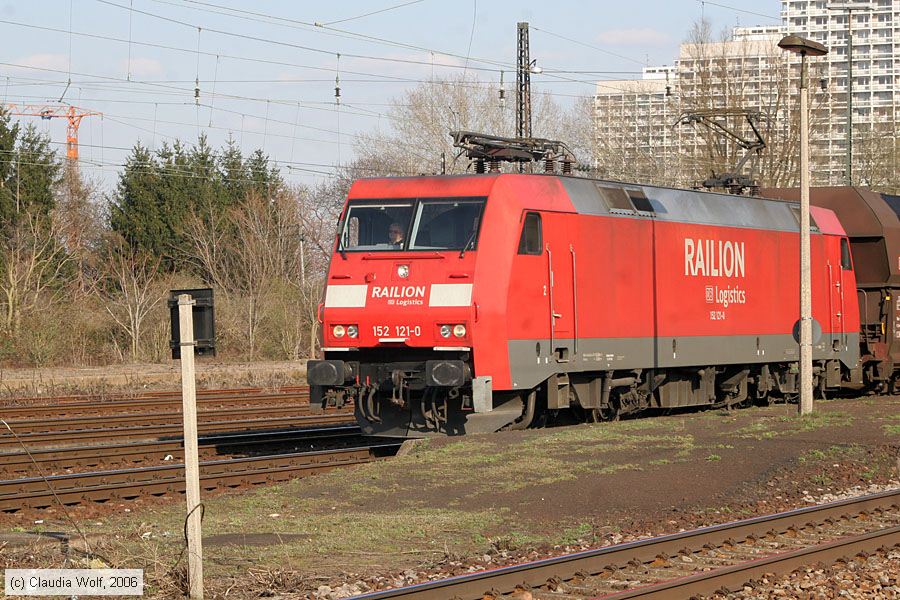 Deutsche Bahn - 152121-0
/ Bild: db1521210_cw0604070090.jpg