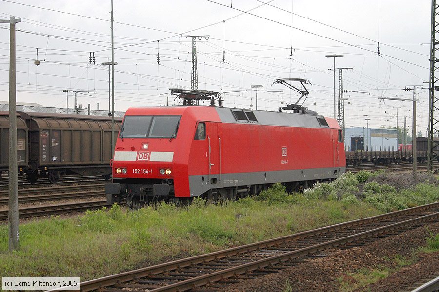 Deutsche Bahn - 152154-1
/ Bild: db1521541_e0018613.jpg Deutsche Bahn - 152154-1
/ Bild: db1521541_e0018613.jpg