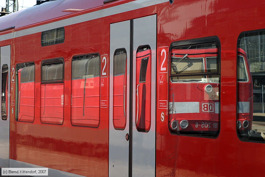 Deutsche Bahn - 181205-6
/ Bild: db1812056_bk0704090205.jpg