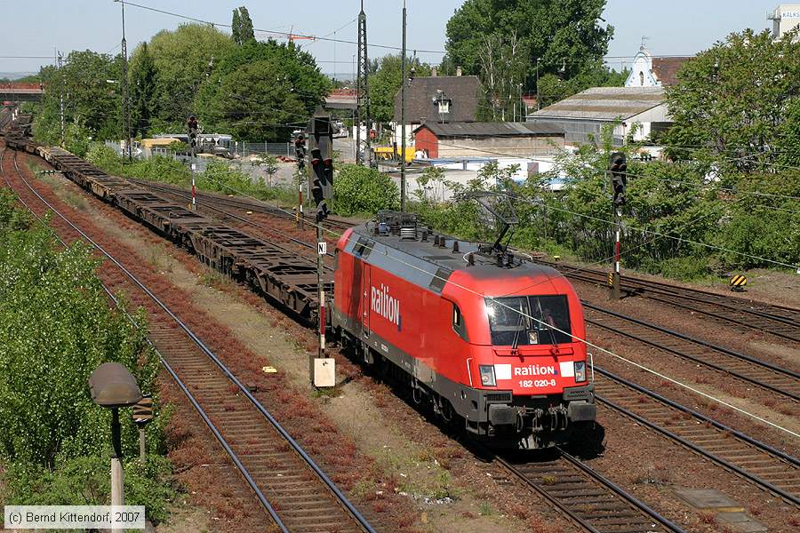 Deutsche Bahn - 182020-8
/ Bild: db1820208_bk0704300014.jpg