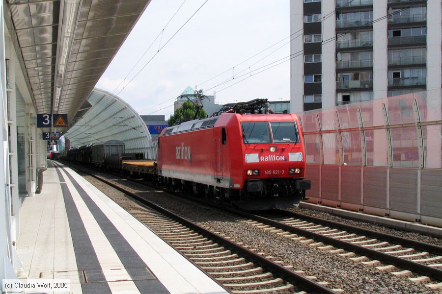 Deutsche Bahn - 185021-3
/ Bild: db1850213_cw013644.jpg Deutsche Bahn - 185021-3
/ Bild: db1850213_cw013644.jpg