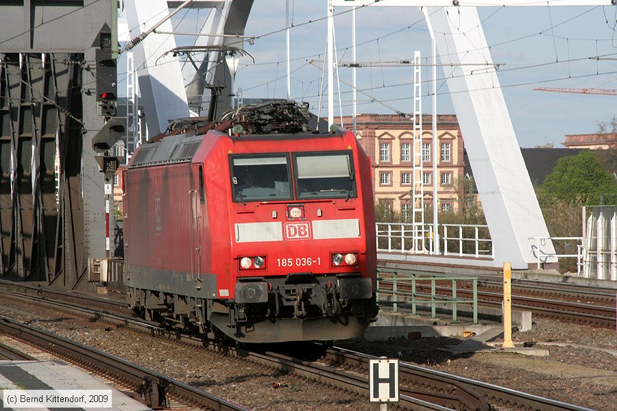 Deutsche Bahn - 185036-1
/ Bild: db1850361_bk0904090029.jpg Deutsche Bahn - 185036-1
/ Bild: db1850361_bk0904090029.jpg